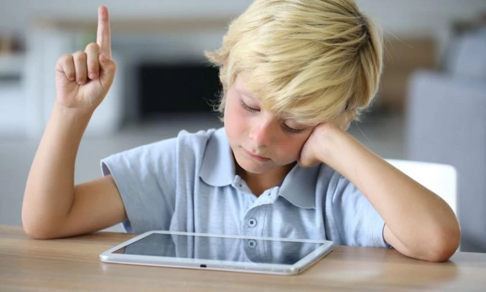 Πώς επηρεάζεται το οπτικό σύστημα των παιδιών από την «ψηφιακή εισβολή»